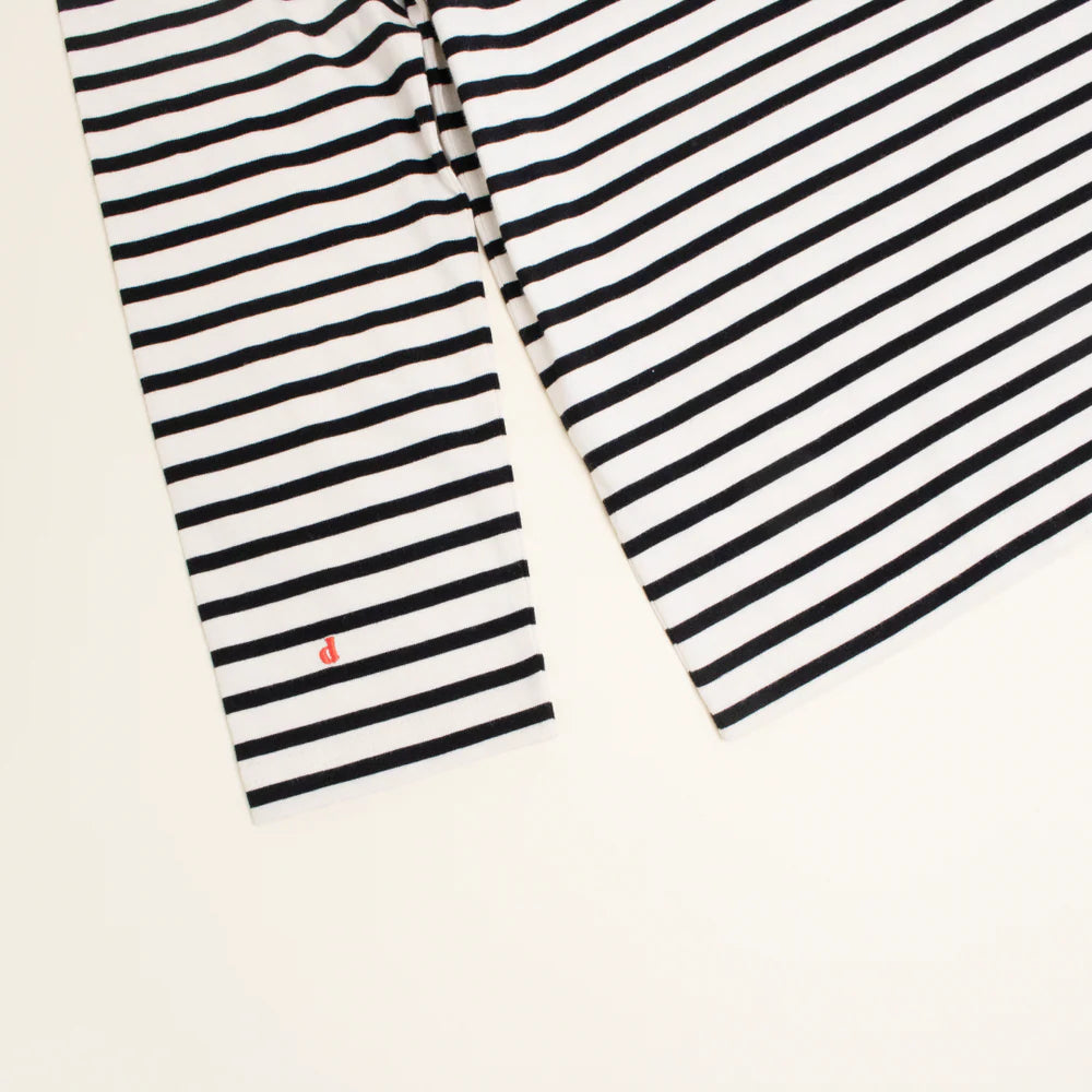 Langarmshirt Gestreift aus Bio-Baumwolle in Schwarz/Off-White