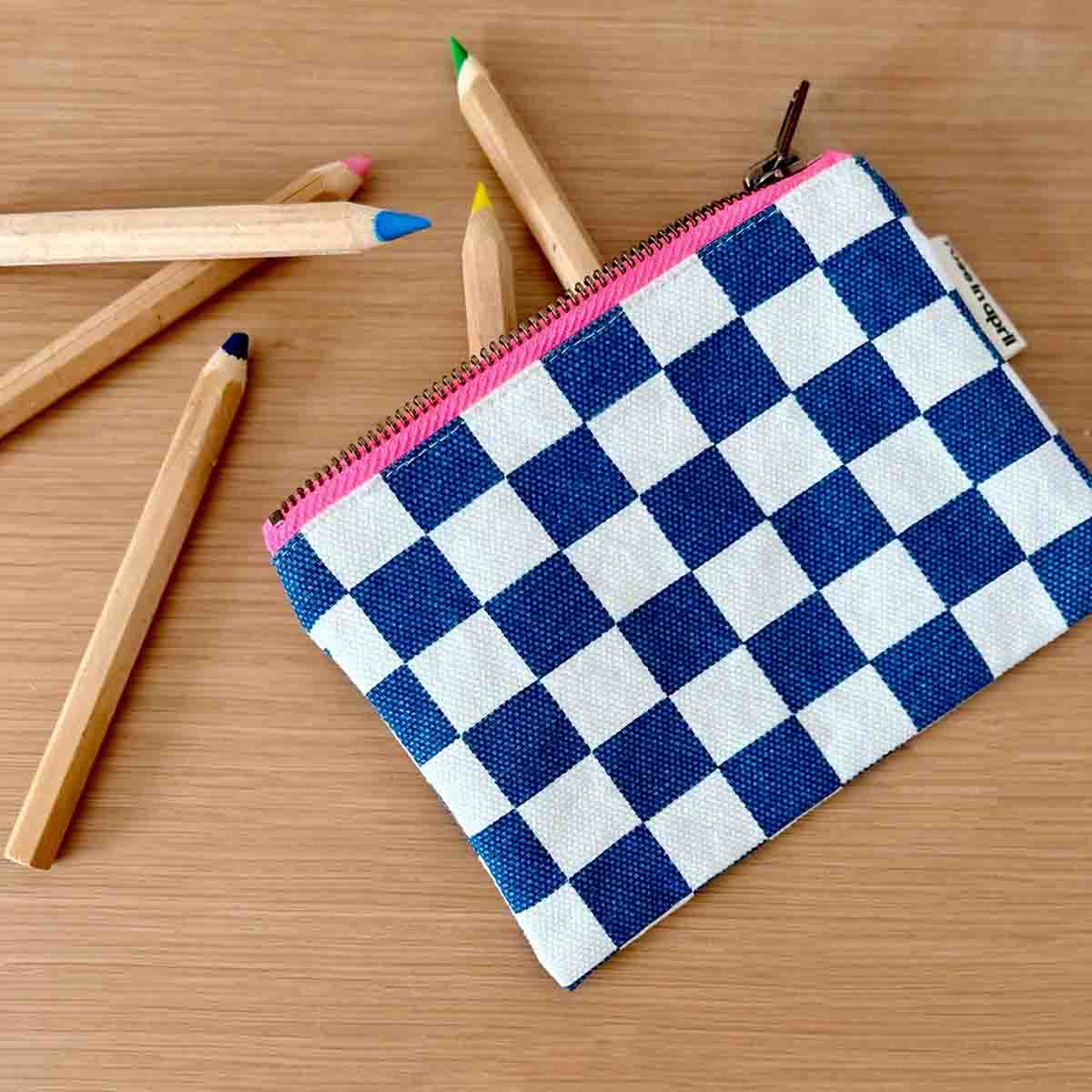 Pouch MARIE Schachbrett Weiß/Marineblau