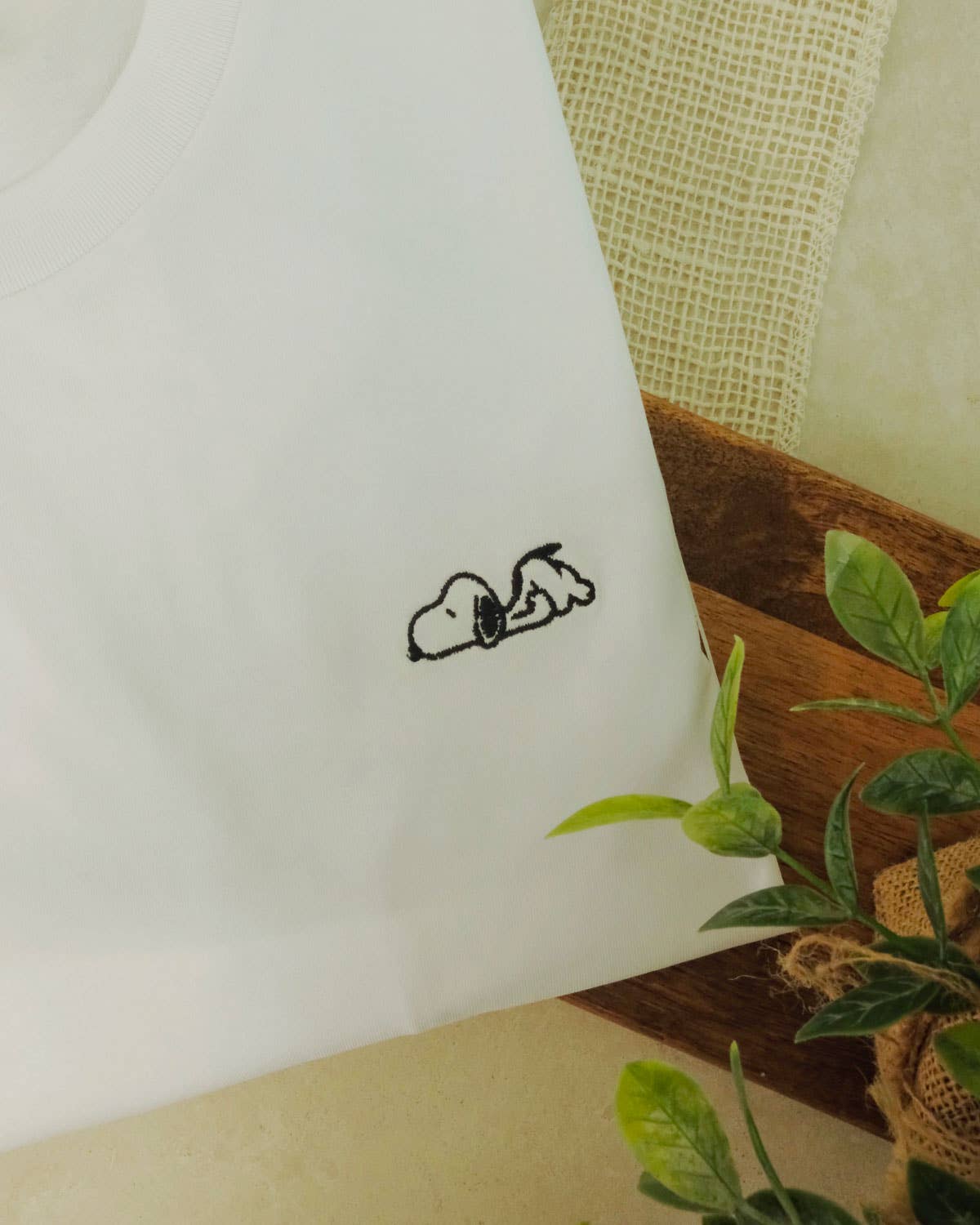 Besticktes T-Shirt Snoopy
