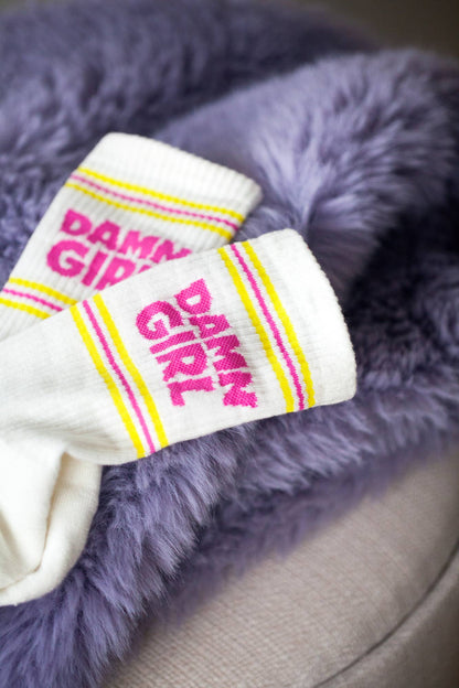 Socken Damn Girl
