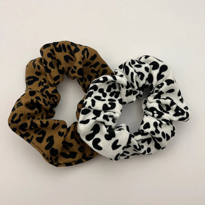 Leo Scrunchie