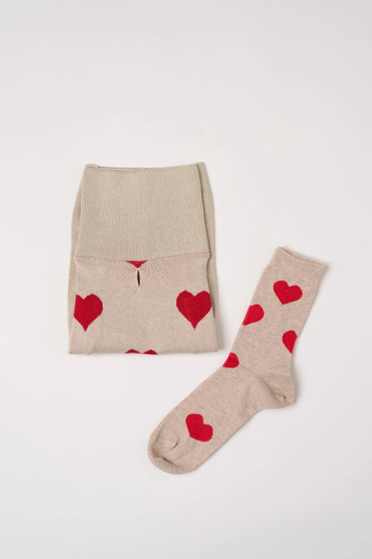 Socken Beige mit Herzen
