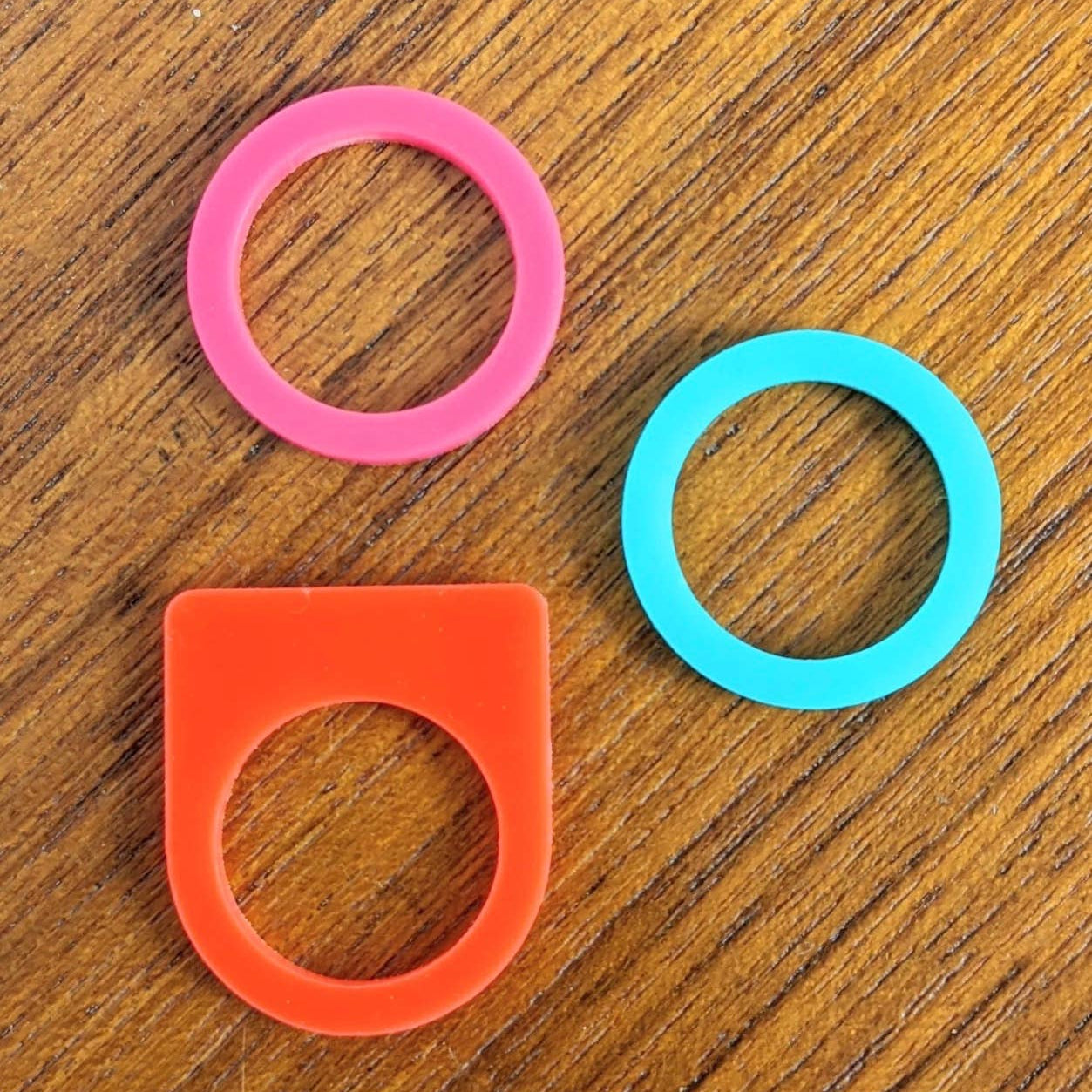 Statement-Ring-Set aus Acryl – 3 Ringe im modernen Farb-Mix