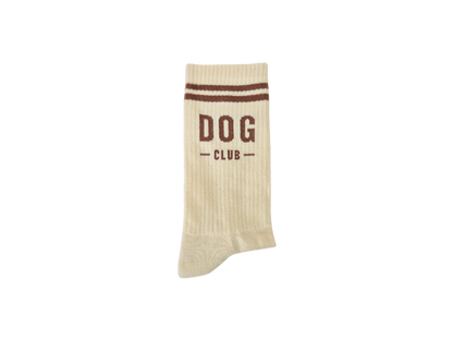 Beige Socken Dog Club von PEGADA SOCKS mit braunem Schriftzug und Retrostreifen