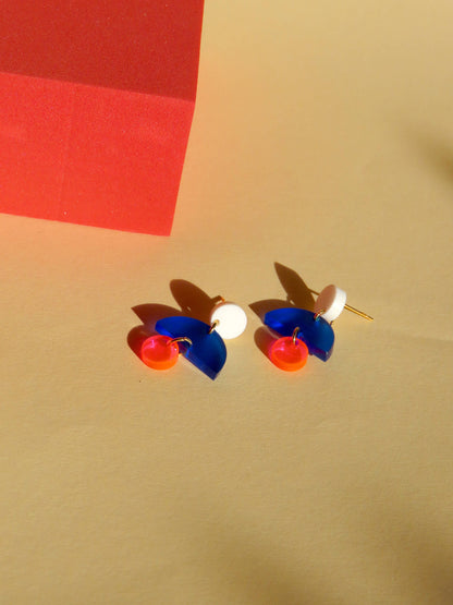 French Ohrringe Weiß/Blau/Neonpin