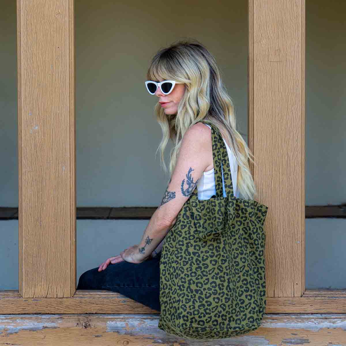 Geräumige Alltagstasche ELISABETH im Animal-Print-Design