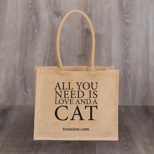 Shopper All you need is love and a cat