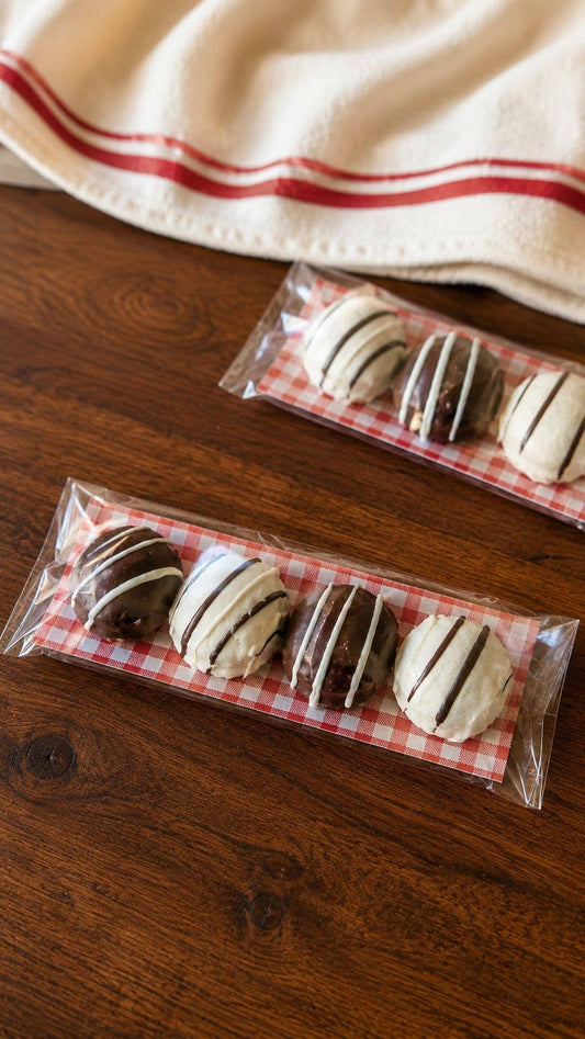 Pralinen-Trüffel – Gourmet-Bäckerei-Hundesnacks