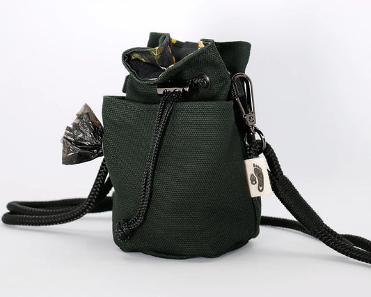 Leckerlibeutel Kaia Dunkelgrün mit Blumen