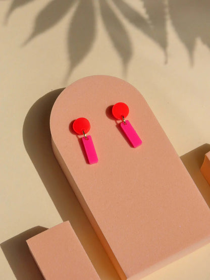 Mini Sticks Statement Ohrringe in Feuerrot/Pink