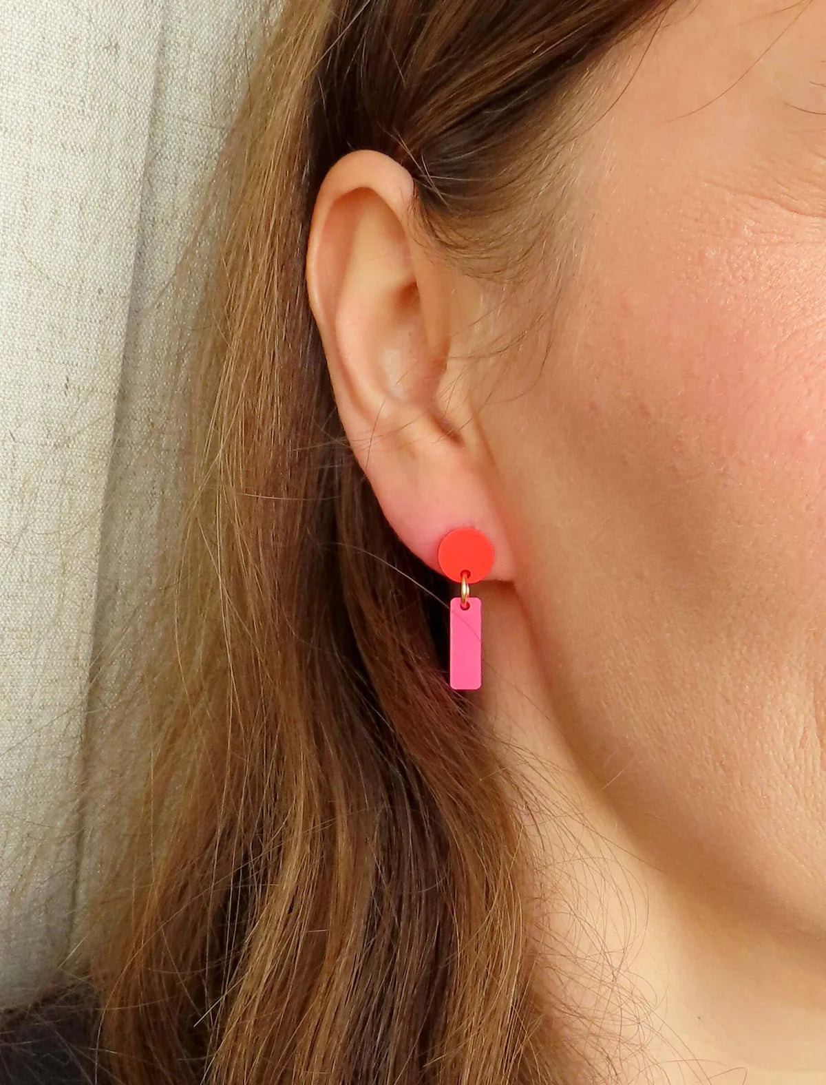 Mini Sticks Statement Ohrringe in Feuerrot/Pink