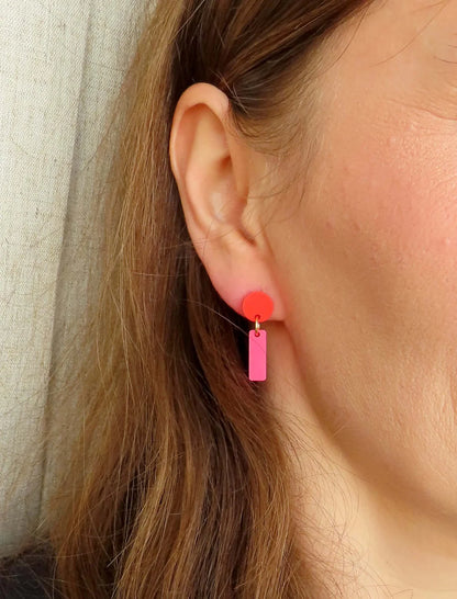 Mini Sticks Statement Ohrringe in Feuerrot/Pink